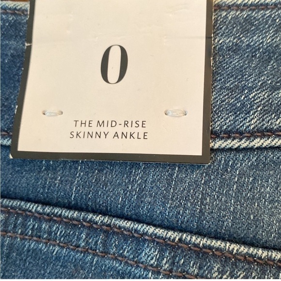 White House Black Market The Mid Rise Skinny Ankle Jean 0 - Picture 7 of 7